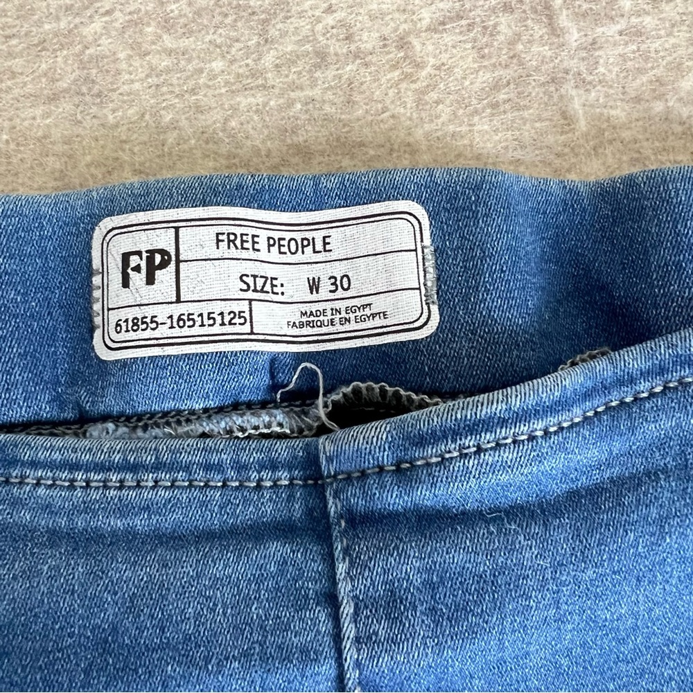 Free People Easy Goes IT Blue Women's Denim Jeggings - Size 30 - NWT - Picture 8 of 16